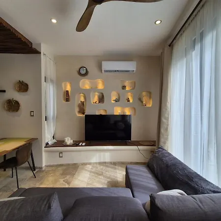 Beautiful With A Private Pool Apartment *