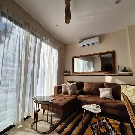 Apartment Premiere Near The Tulum