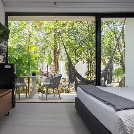 Holiday home Panoramic 1-br Studio,garden, 360º Pool & Gym *