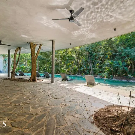2 Br. Ph Wprivate Pool In Luxury Gated Community Tulum