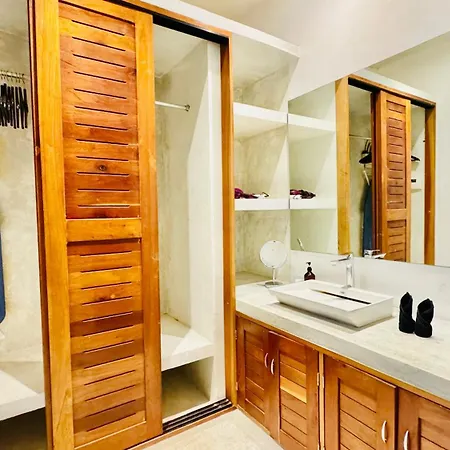 Hotel Starfit Boutique Beachclub, & Gym Included