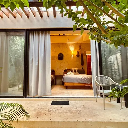 Hotel Starfit Boutique Beachclub, & Gym Included