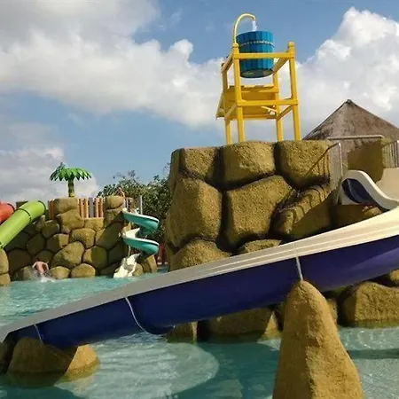 Resort Grand Palladium Riviera And Tulum