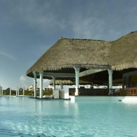 Resort Grand Palladium Riviera And
