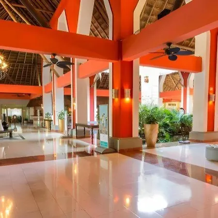 Resort Grand Palladium Riviera And 4*