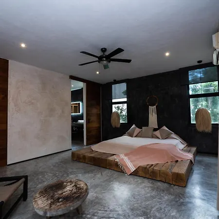 Luxury Close To The - Concierge!