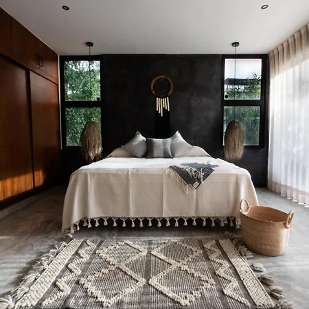 Villa Luxury Close To The - Concierge! *
