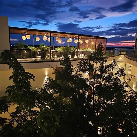 Apartment Jungle Serenity Getaway *