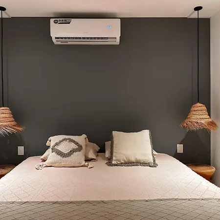 King With Rooftop Pool And Gym Holiday home *