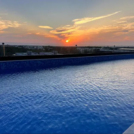 Akua 17 2br Rooftop Pool & Gym Tulum