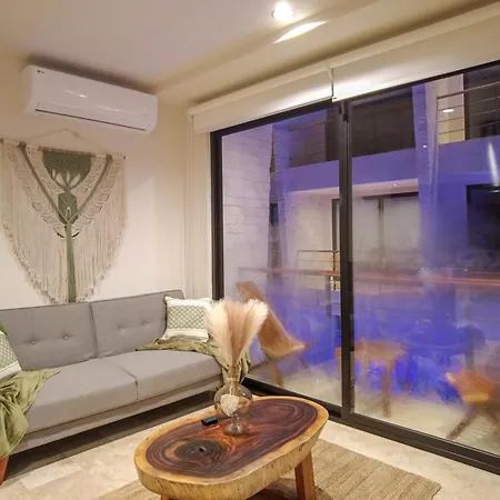 Akua 17 2br Rooftop Pool & Gym Tulum