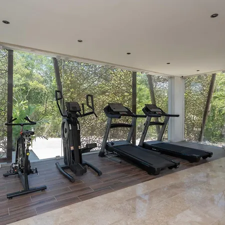 Akua 17 2br Rooftop Pool & Gym Tulum