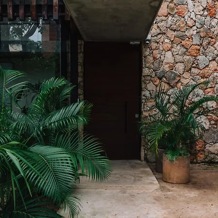 Aparthotel Quiet, Lux, Spacious And Comfy 2bd 2bth Condo,private Pool, Wifi, Ac, 24hr Security 4*