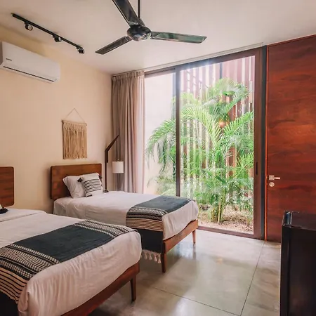 Quiet, Lux, Spacious And Comfy 2bd 2bth Condo,private Pool, Wifi, Ac, 24hr Security