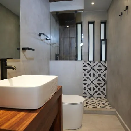Nook Luxury Condohotel By Marea Aparthotel