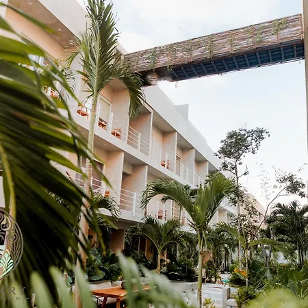 Apartment New 1br With Jacuzzi & Free Access To Dos Ceibas Club