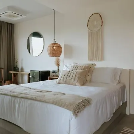 Cute Boho Penthouse 2 Bedroom