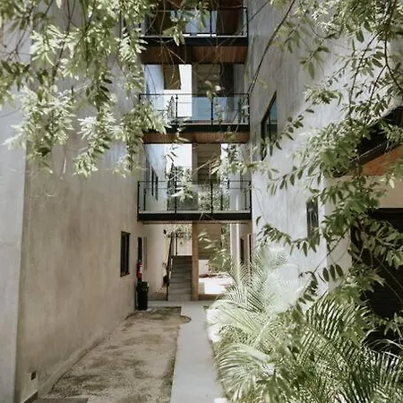 Apartment Cute Boho Penthouse 2 Bedroom *