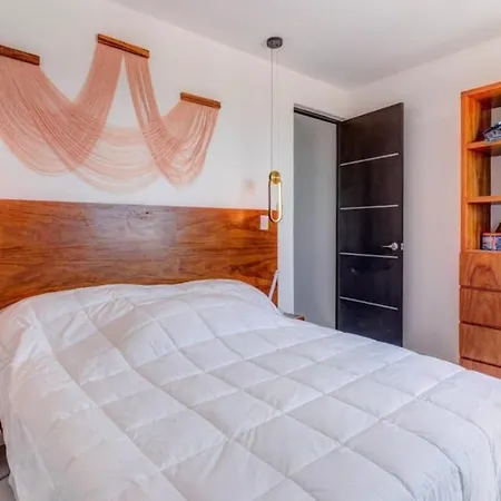 Apartment Elegant, Well-furnished In
