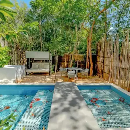 Jungle Apartment