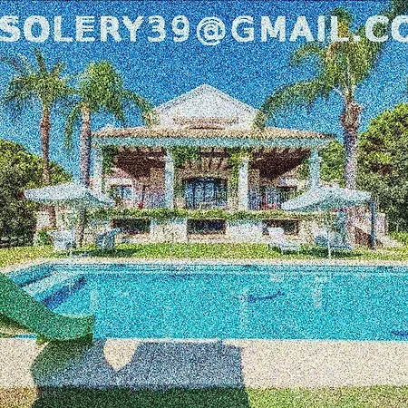 Villa De Lujo En El Paraiso De *