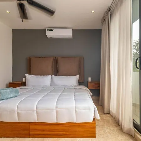 King With Balcony, Rooftop Pool In Trendy Aldea Zama