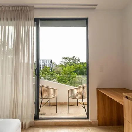 King With Balcony, Rooftop Pool In Trendy Aldea Zama Holiday home
