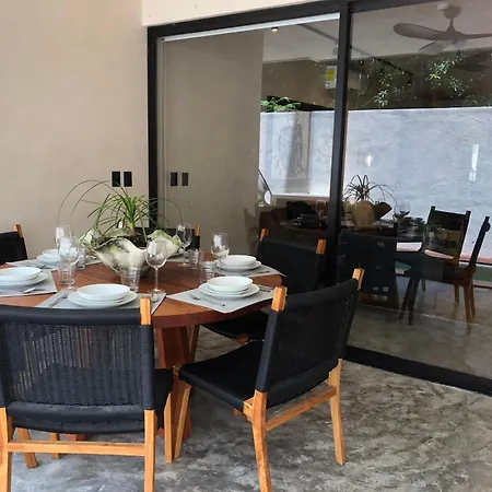 Talulah Living Apartahotel 4*