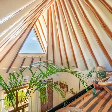 Mezzanine By La Zebra, An Slh (adults Only) Hotel