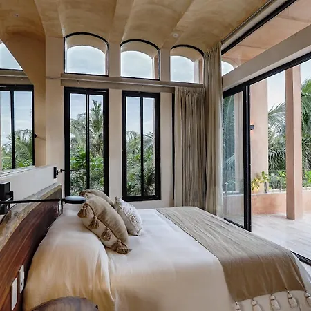 Romeotulum Villa