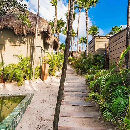 Hotel Phoenix Tulum