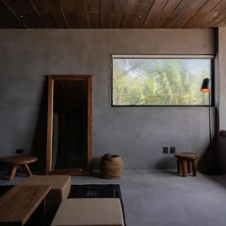 Umi Hotel