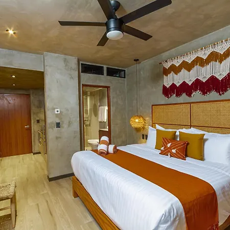 Impresionante Tuk Apartahotel