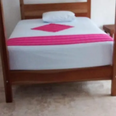 Riviera 5 Hotel