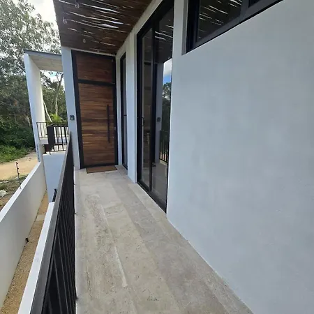 Brand New Penthouse Jungle Views 2 Bdr Sleeps 6 Сasa de vacaciones Tulum