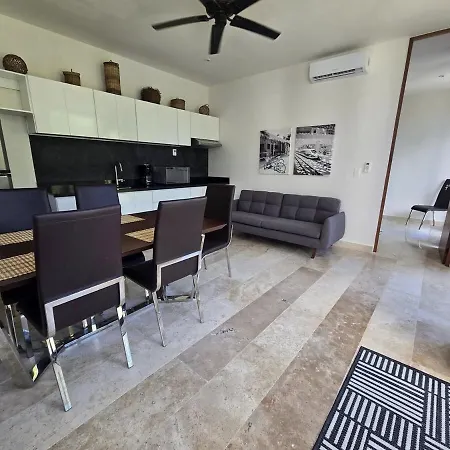 Сasa de vacaciones Brand New Penthouse Jungle Views 2 Bdr Sleeps 6 *
