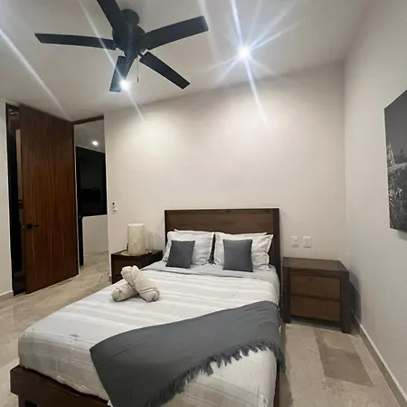 Brand New Penthouse Jungle Views 2 Bdr Sleeps 6 Сasa de vacaciones