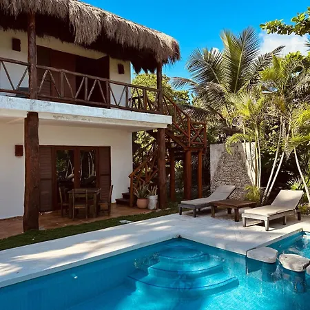 Holiday home Tankah Sunrise Sanctuary - Reef & Oceanfront *