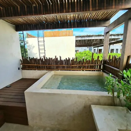 Cozy Ph Private,romantic,roof,pool And Best Location *
