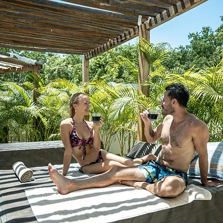 Starfit Boutique Beachclub, & Gym Included Hotel