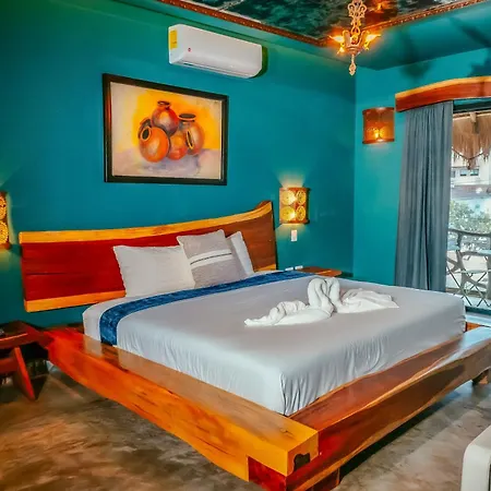 Mi Cielo Boutique *