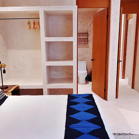 Makan Brand New 2-bedroom With Patio And Pool *