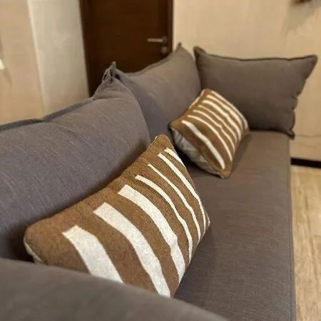 1 Bedroom Ophelia 220