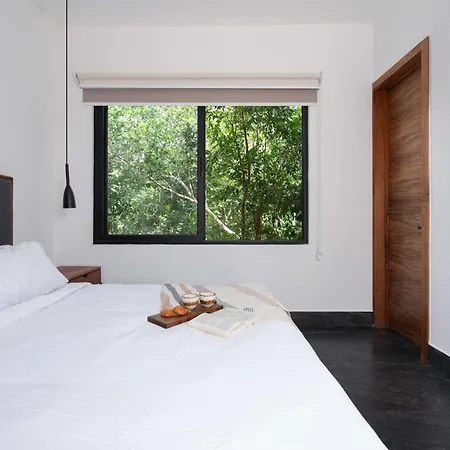 Luxury Jungle With Private Pool & Concierge Villa