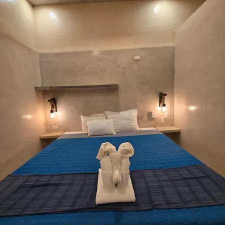 396 Hotel 3*