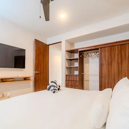 Tropical 2 Bedroom | Private Balcony & Rooftop | Casago