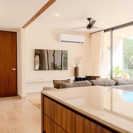 Tropical 2 Bedroom | Private Balcony & Rooftop | Casago *