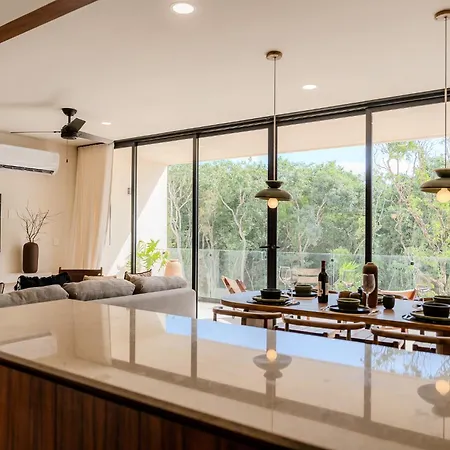 Tropical 2 Bedroom | Private Balcony & Rooftop | Casago Holiday home *
