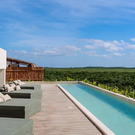 Tropical 2 Bedroom | Private Balcony & Rooftop | Casago