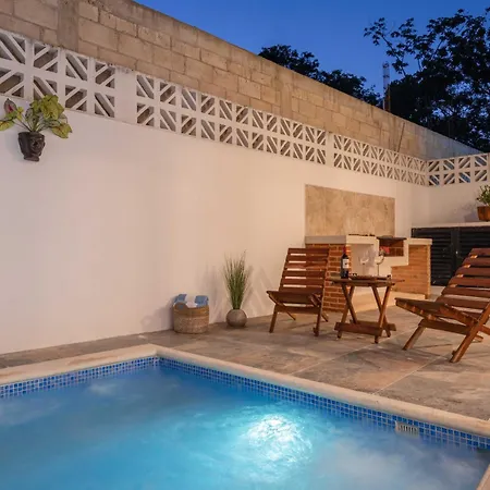 Casa Laura - - Private Townhome For 6 Guest - 3 Bedrooms - 5 Beds- Restaurant Walking Distance Apartamento